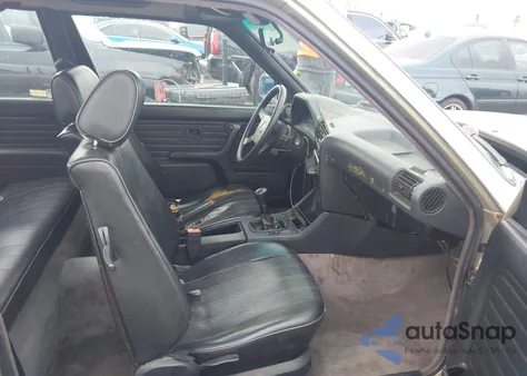 1989 BMW 325 I/Is z USA, uszkodzony, nr VIN WBAAA1308K4142575